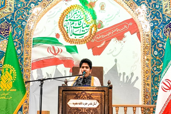 حرم السيدة المعصومة (ع) في إیران يحتضن مشاركات قرآنية للطلبة المواهب + صور