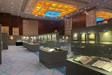Exhibition in Kuwait Showcases Historic Qurans