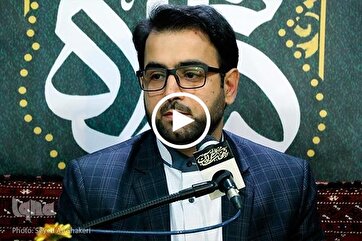 Iranian Qari Moqaddami Recites Verses from Surah An-Nur  