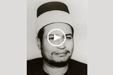 Recitation of Verses from Surah Al-Haqqa by Egyptian Qari Al-Bujairami (+Video)