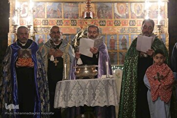 Holy Communion in Iran’s Vank Cathedral
