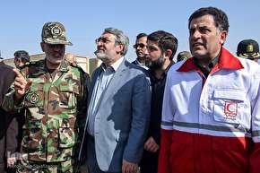 بازدید وزیر کشور از پایانه مرزی چذابه