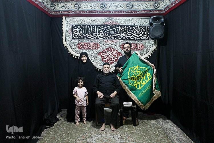 اقامه عزا به سبک روضه‌های خانگی