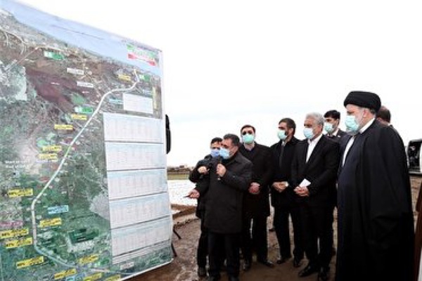 رئیس جمهور در منطقه مرزی اینچه برون