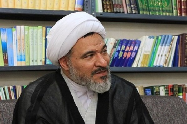 ارتزاق از طریق دین پسندیده نیست