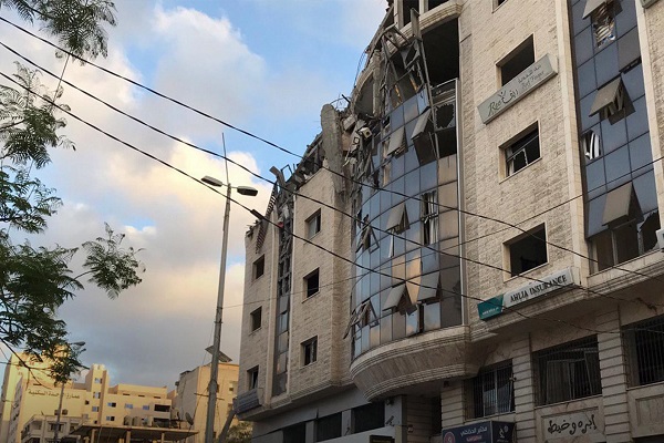 حمله هوایی اسرائیل به ساختمان هلال احمر قطر در غزه