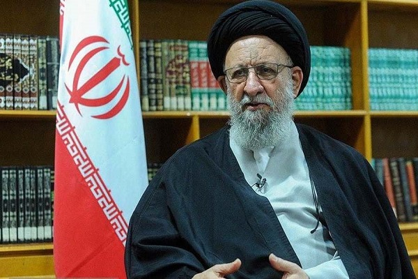 ارسالی یکشنبه//حساب عزادران حسینی از اهانت کنندگان به مقدسات اهل سنت جداست