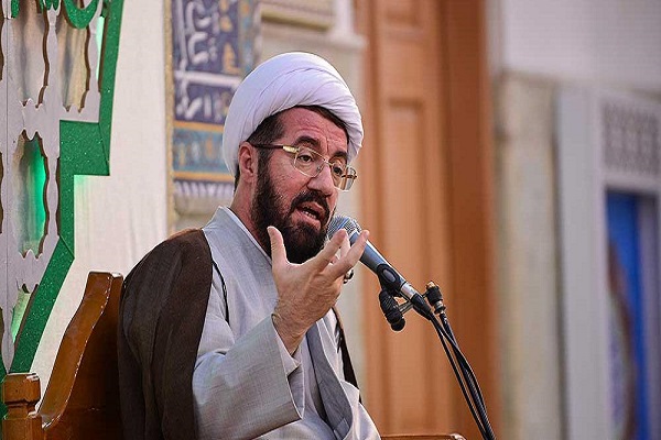 ارسالی شنبه//قرآن؛ بالاترین هدیه پیامبر اسلام(ص) به انسان بود