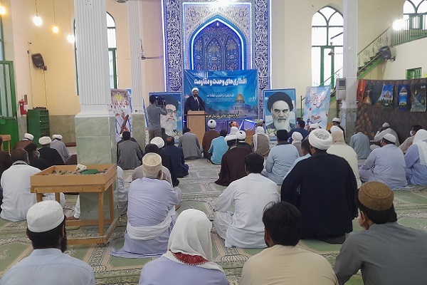 کرسی تلاوت قرآن در «دوست‌محمد» برگزار شد + عکس