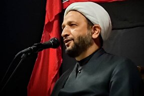 گلستان سیاه‌پوش می‌شود