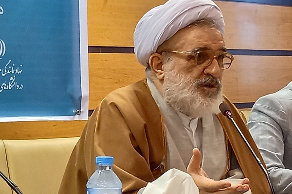 حجت الاسلام مازندرانی رئیس دفاتر نهاد مقام رهبری در دانشگاه های گلستان