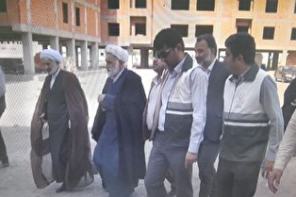 حضور نماینده ولی فقیه در بنیاد مسکن انقلاب اسلامی کشور در ساخت واحد های مسکونی
