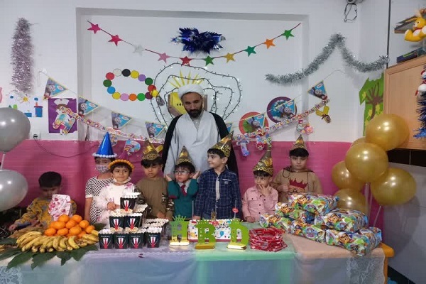 جشن قرآن با حضور رئیس اداره تبلیغات اسلامی ازادشهر در خانه قران شهری نغمه های اسمانی
