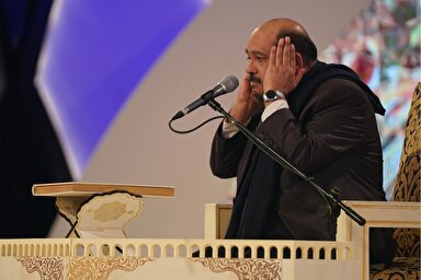 تلاوت کریم منصوری در برنامه تلویزیونی محفل