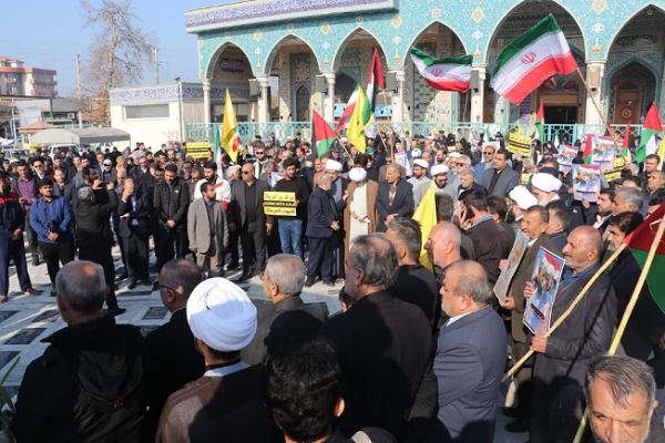 تجمع مردم گرگان در حادثه تروریستی کرمان امامزاده عبدالله گرگان تجمع مردم گرگان در حادثه تروریستی کرمان امامزاده عبدالله گرگان