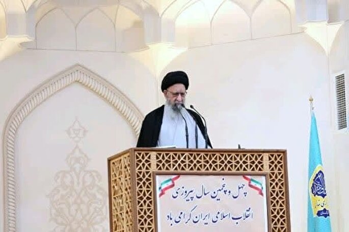 انقلاب اسلامی ایران دنباله‌رو راه انبیاست