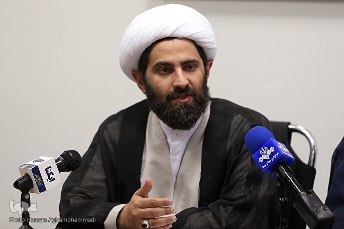 «قرآن» معدنی که باید در کل سال از آن بهره برد