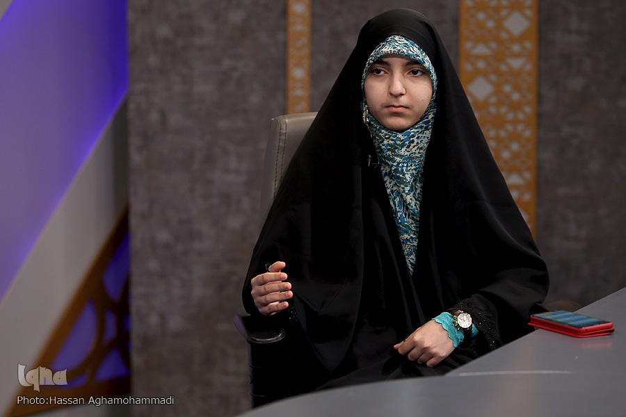 فرصت بهره‌مندی از دانش بانوان قرآنی را مغتنم شماریم + فیلم