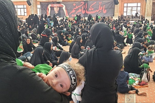 همایش شیرخوارگان در مصلی گرگان