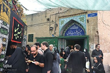 فیلم | عزاداری تاسوعا در حسینیه سادات اخوی