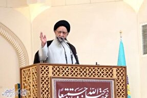 شخصیت پیامبر(ص) الگو و اسوه برای تمام بشریت است