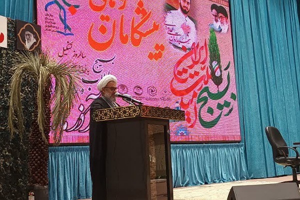 حجت الاسلام ایمانی مسئول ولی‌فقیه سپاه نینوا گلستان