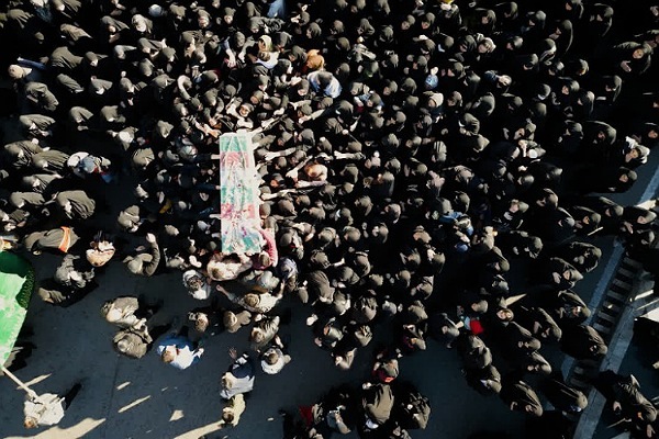 تشییع شهدای گمنام در گرگان تشییع شهدای گمنام در گرگان