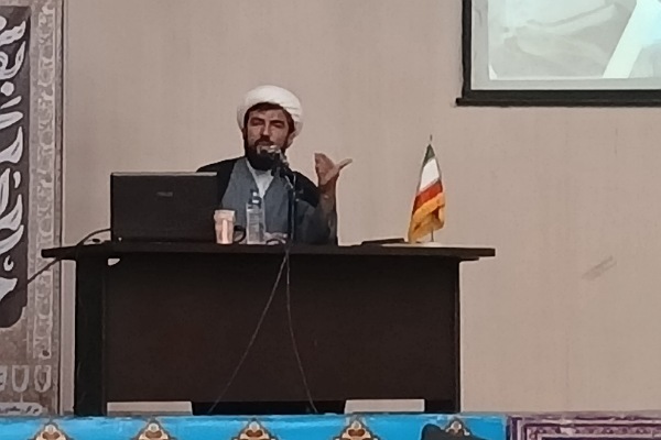 حجت الاسلام گرزین مدیر کل تبلیغات گلستان