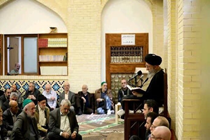 منشأ رسیدن به توحید، شکستن بت‌هاست