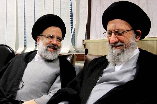 آیت الله نورمفیدی امام جمعه گرگان با رئیس جمهور پیام تسلیت آیتالله نورمفیدی در پی شهادت رئیس جمهور و همراهانش