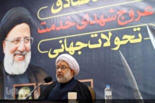 نظام اسلامی یک نهضت معنوی و عدالت‌خواهانه برای عالم است