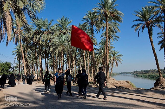 القای تفکر احیای اسلام از دستاوردهای اربعین است