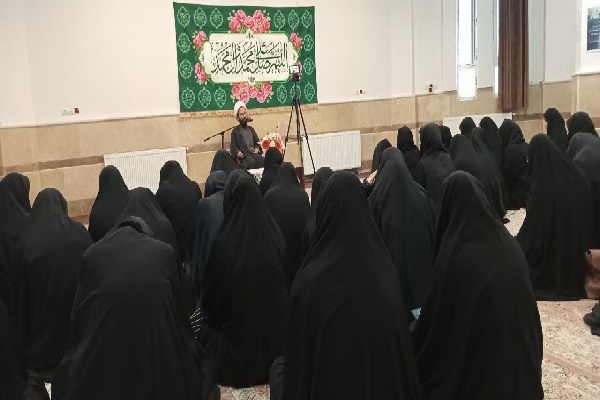 ذکر الهی نه تنها عملی فردی بلکه سرمایه‌ای اجتماعی است