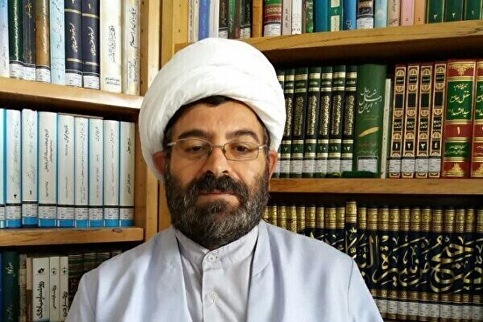 سرچشمه گرایش‌ انسان‌ به‌ اسطوره‌‌سازی و الگوپذیری‌ چیست