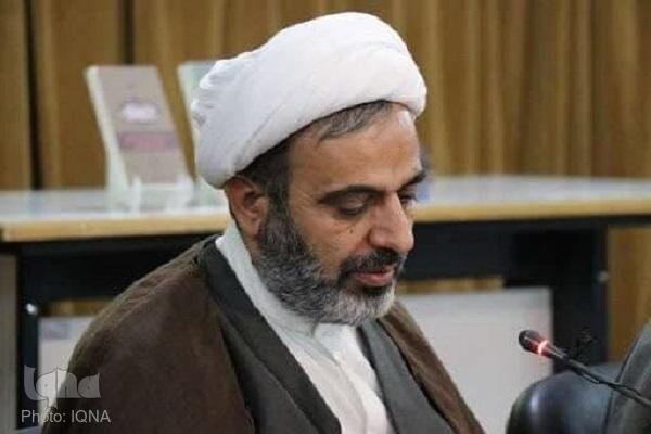 فقه باید گفتمان غالب حوزه‌های علمیه باشد