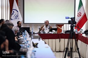 نشست «حضرت علی(ع) از واقعیت تاریخی تا امام اسطوره‌ای» در مشهد