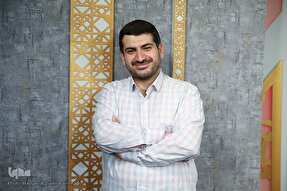 فرد «کَنود» دارای علم بی‌فایده است