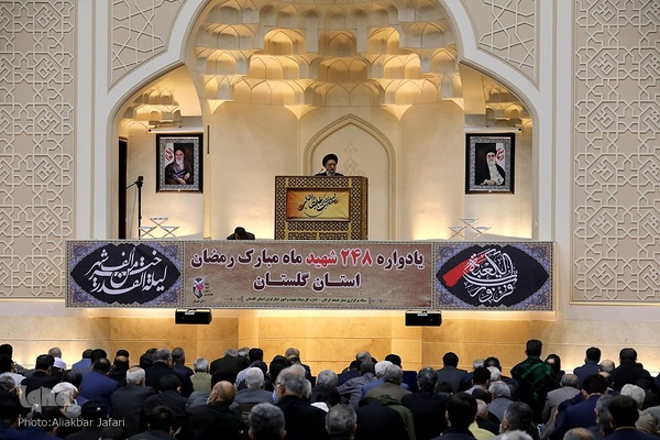 قرار بندگی؛ احیای شب ۲۱ رمضان در مصلی وحدت گرگان