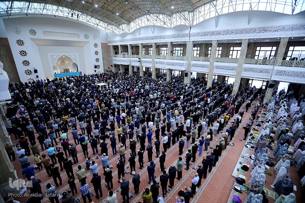 اقامه نماز عید سعید فطر در گرگان