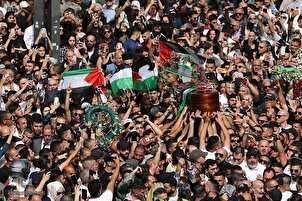 Funerale di giornalista palestinese assassinata da Israele