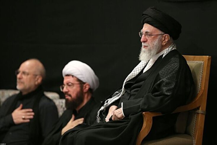 Fotos: Cerimônia de Luto da Véspera de Ashura Realizada na Presença do Ayatollah Khamenei
