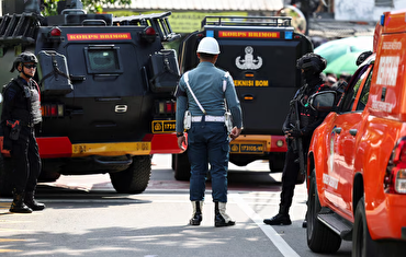 Endonezya'da camide patlama: 54 yaralı